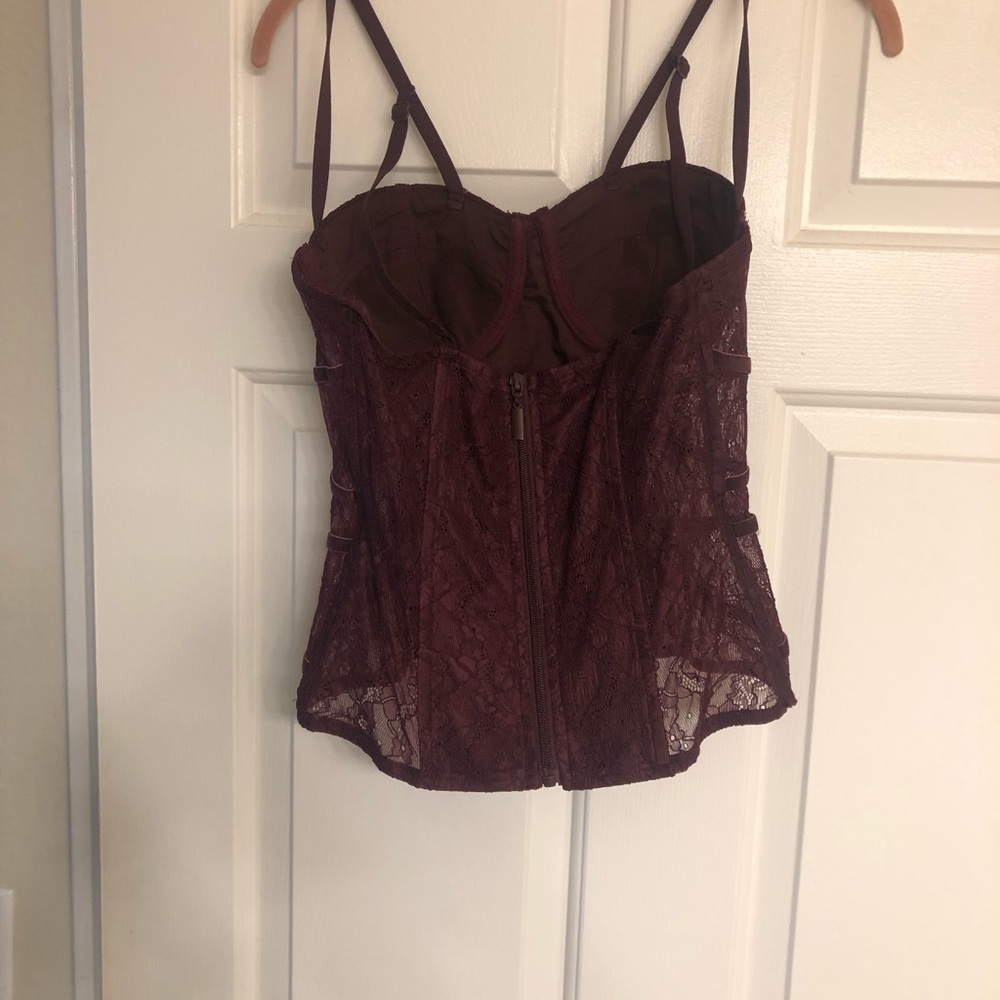 Charlotte Russe Red Fitted Bustier Camisole - Picture 4 of 5